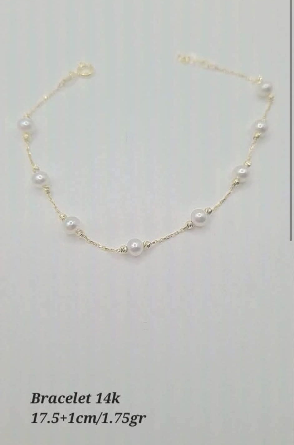 Pearl Glam Bracelet