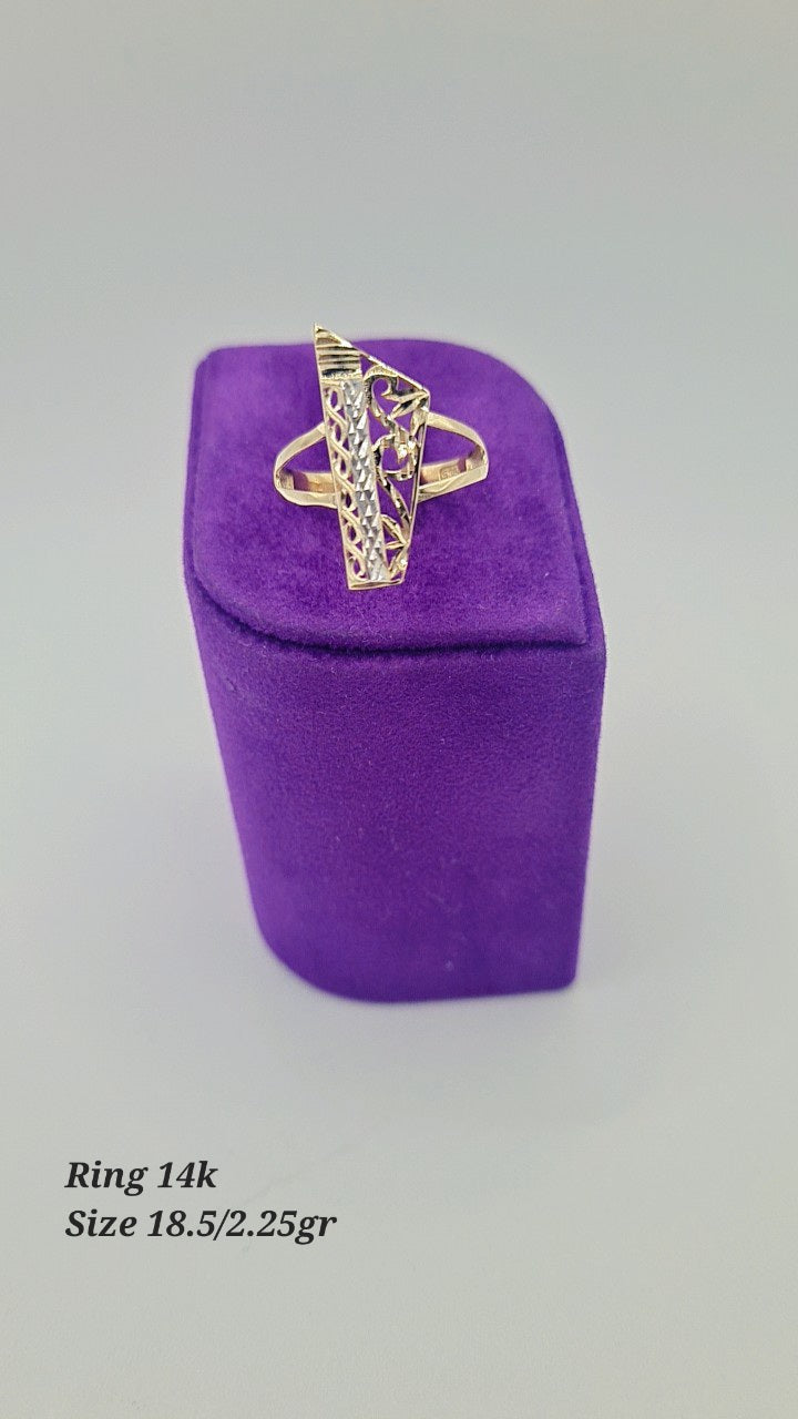Glam ring9